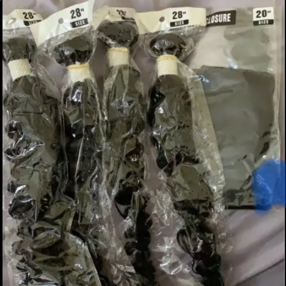 4 28’ bundles with 20’ closure